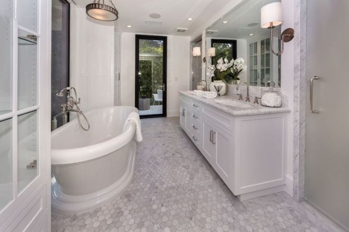 Kendall Jenner West Hollywood House Kendall Jenner West Hollywood House