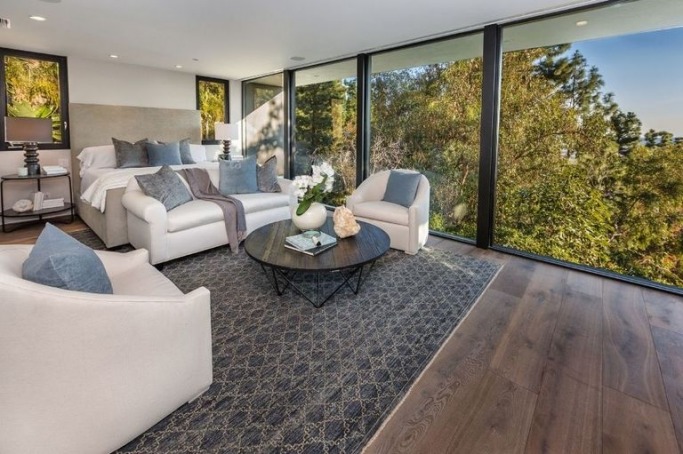 Kendall Jenner West Hollywood House Kendall Jenner West Hollywood House