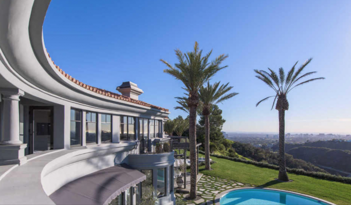 Inside Kylie Jenner's Beverly Hills Mansion Inside Kylie Jenner's Beverly Hills Mansion