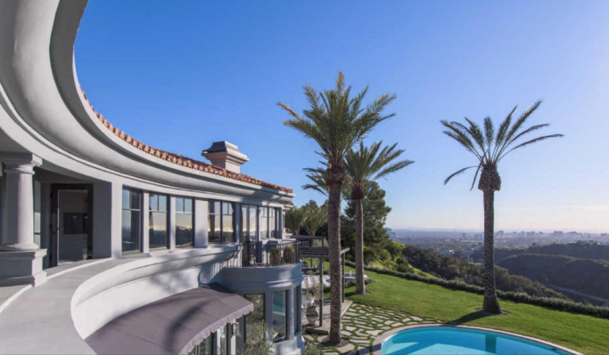 Inside Kylie Jenner's Beverly Hills Mansion 