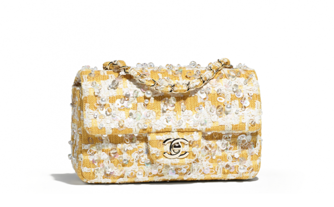 Chanel Spring 2018 Handbag Collection in Dubai Boutiques Chanel Spring 2018 Handbag Collection in Dubai Boutiques