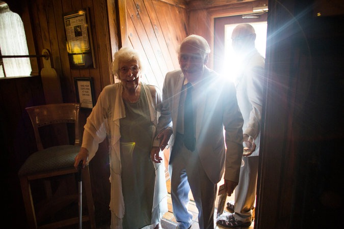 A 98 Year Old Woman Married A 94 Year Old Man After Meeting At A Gym