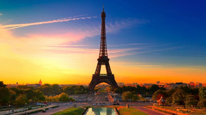 Paris Paris