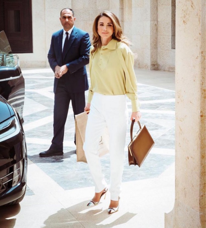 Queen Rania's Top Royal Looks - In Pictures