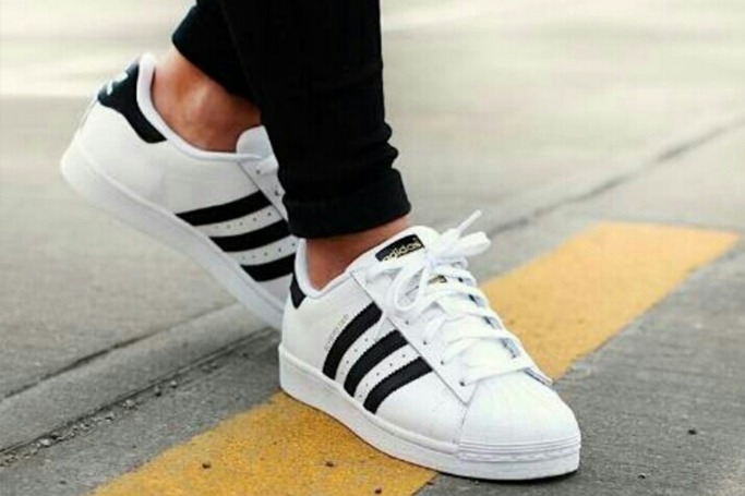 Sneakers Sneakers