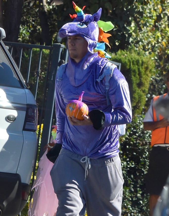 Channing Tatum unicorn costume Channing Tatum unicorn Halloween costume 2017