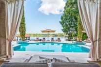 How to Create Your Dream Swimming Pool