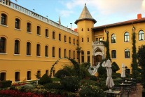 Inside 5 Luxury Hotels That Used to Be Prisons 