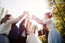 10 Money-Saving Tips for Couples Getting Married – And Their Guests