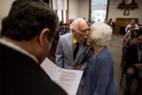 A 98 Year Old Woman Married A 94 Year Old Man After Meeting At A Gym
