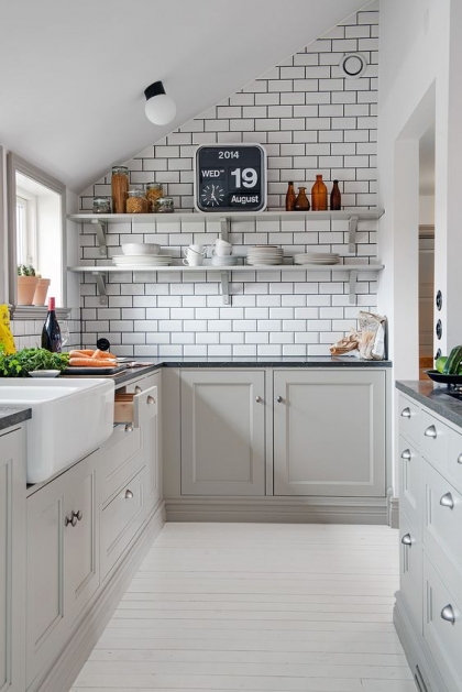 How to Make Small Kitchens Look Bigger