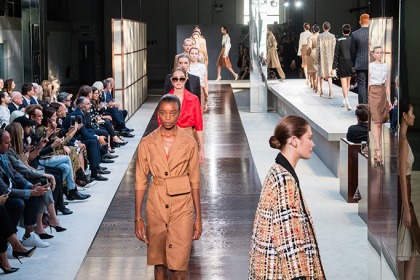 Burberry sales collection 2019