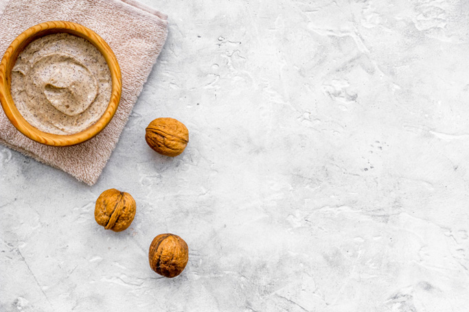 Walnut Scrubs – Are They Good For Your Skin?
